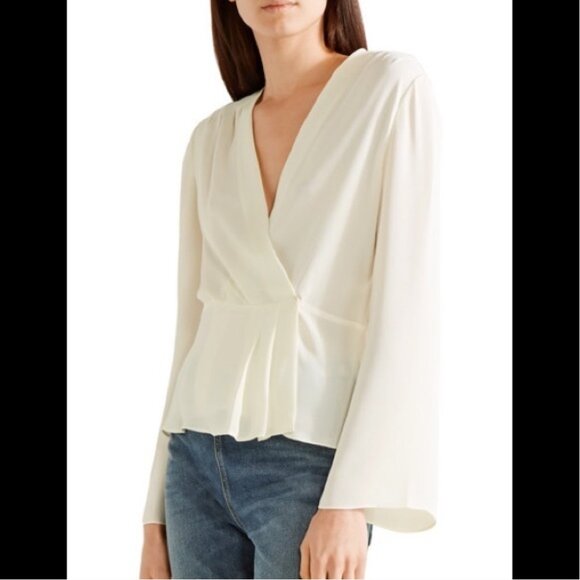 NWOT's Elizabeth and James Layla Wrap Blouse - Picture 2 of 7